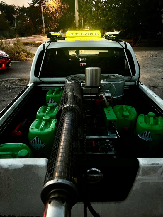 Szúnyogirtókra támadtak Rákosmentén 