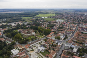 Változnak ipari városaink, Sárváron például egy ideje filippínókkal is lehet találkozni a misén 