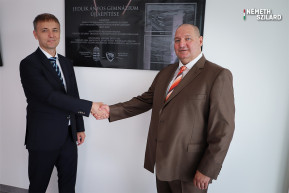 Németh Szilárd szerint sem való pártpolitika az iskolába