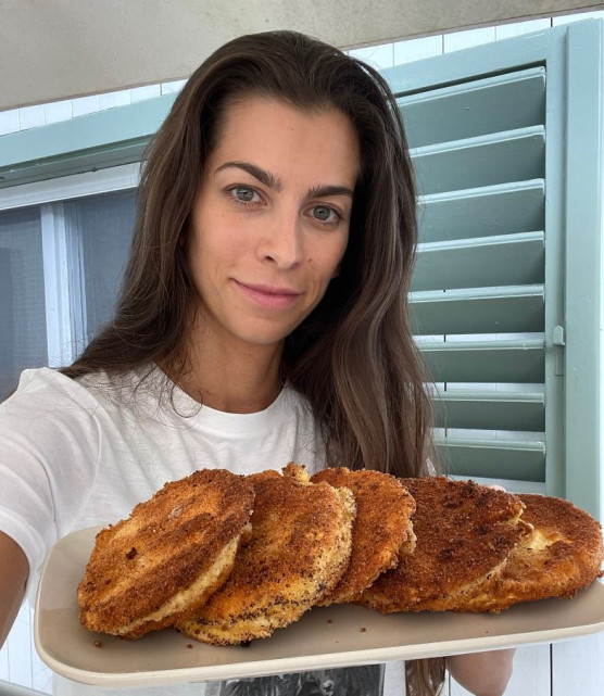 Az év végéig maradnak a kötelező bolti akciók