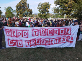 Az oktatásért tüntettek a demokrácia napján