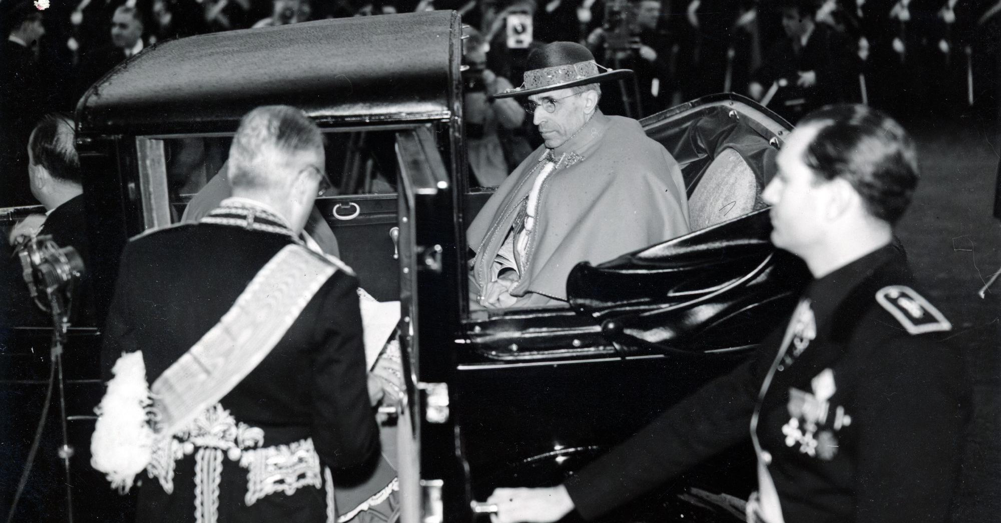 „Nagyon valószínű, hogy többet is tehetett volna az üldözött zsidókért XII. Piusz pápa”
