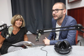 Hóhér akaszt hóhért