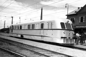 A vonat nem vár - Selmeci János jegyzete