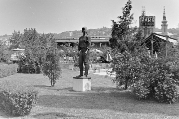 Anno Budapest: Társadalmi munka