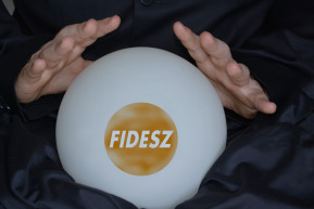 Arató András: Törököt fogtunk, nem enged