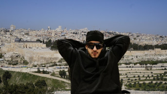 Arató: Egy mondat Azahriah margójára