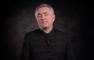 A Hamasz-alapító Hegedűs Lóránt lelkész vendégül látta a palesztin nagykövetet