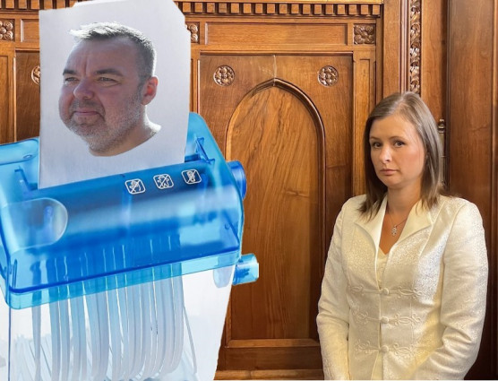 Arató András: Dé Dúró be, El Simon el