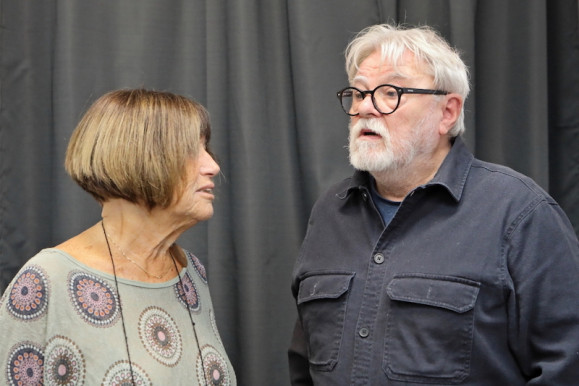 Parti Nagy Lajos faltól falig versel