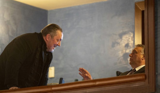 Több milliárd pluszt kaptak a választások előtt NER-közeli színházak