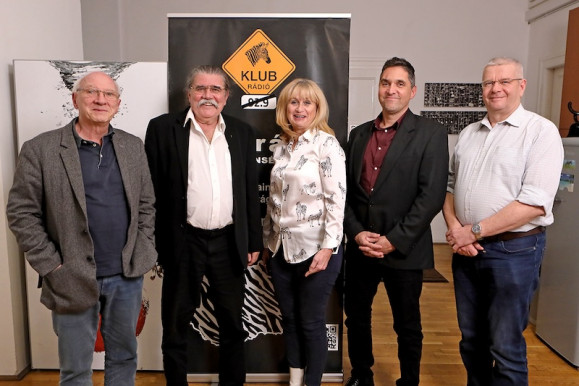 A magyar polip köszöni, jól van