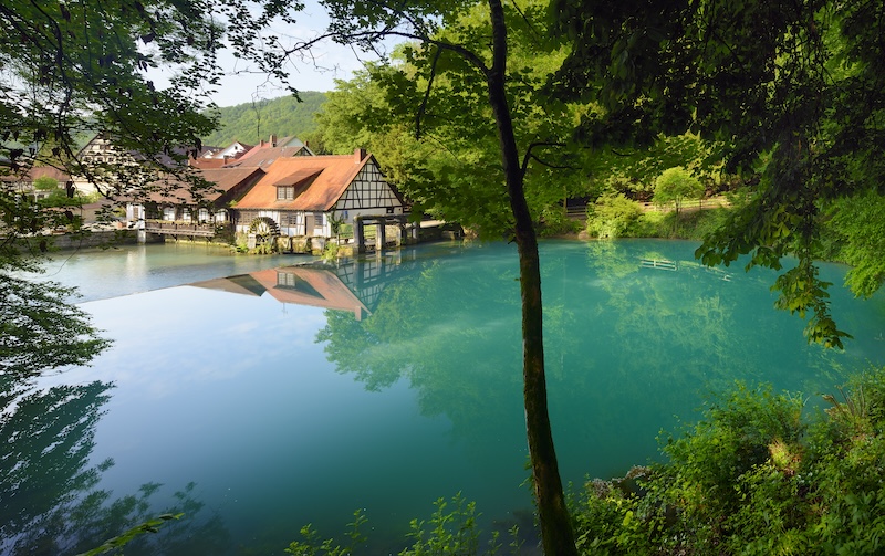Blaubeuren: Blautopf karsztforrás