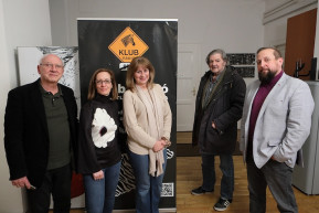 A magyar külpolitika egy elszabadult hajóágyú