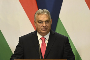 Orbán: Bizakodunk Fico felépülésében, de most egyedül kell küzdenünk a békéért