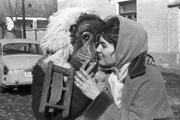 Termékenységvarázslás kontra szexuális zaklatás