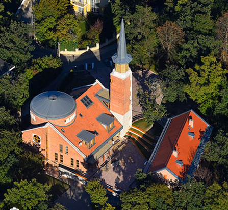 260 milliót kapott két év alatt Orbán református gyülekezete 