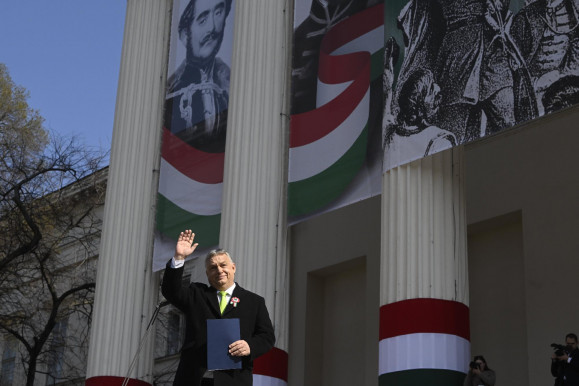 Orbán: Ideje, hogy fellázadjunk!