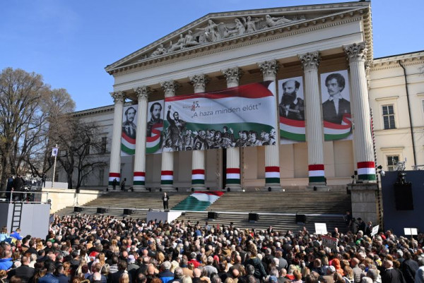 Március 15. - Állami díszünnepség a Múzeumkertben