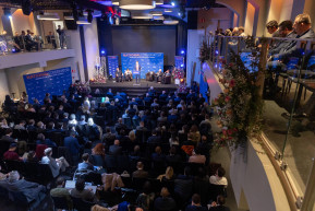 Orbán saját vízióját erőlteti a társadalomra