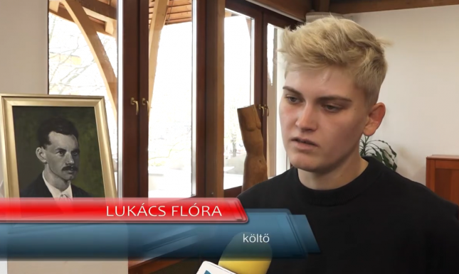 Lukács Flóra: Tizenegy sor vas