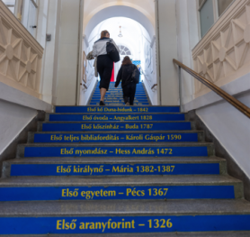 Történelemből érettségiznek ma a diákok 