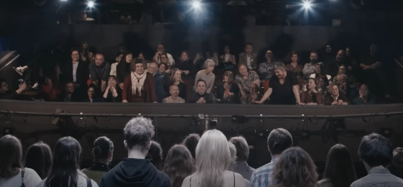 Zarándokvonat - Józsa Márta jegyzete