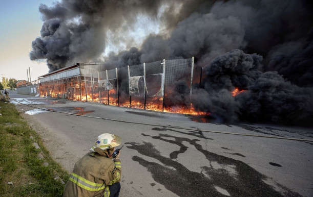 Még egy frontot nyithatnak északon az oroszok, de használhat-e Ukrajna nyugati fegyvereket orosz területek ellen?