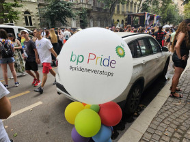  Vedd vissza a jövőd! jelmondattal zajlott a Budapest Pride felvonulás