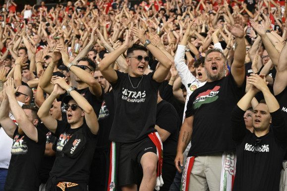 Foci Eb: 32,5 milliós büntetést kapott a szurkolók miatt az MLSZ