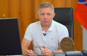 Fico: ha az ukránok korlátozzák az orosz olaj exportját, akkor a Slovnaft nem ad gázolajat nekik