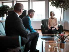 Magyar: Külön örülök, hogy egyik nap Deutsch, másik nap Gyurcsány támad engem