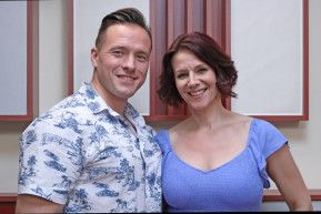 Kanadai újratervezés hat bőrönddel, védőháló nélkül