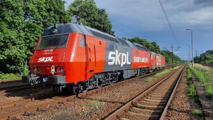 Negyvenéves dízelmozdonyokat bérel a MÁV