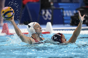 Női vízilabda: nem múlott sokon, de nem jött össze a bravúr az amerikaiak ellen