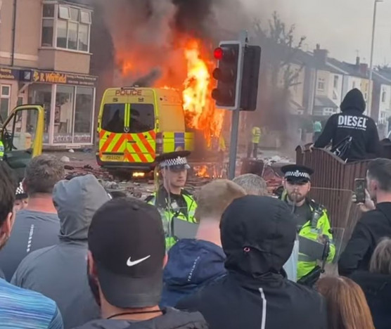 „Nem zavarja a csőcseléket, hogy nem igaz, amit mond”