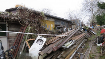 500 tonna (!) lomot tárolt az udvarán egy fonyódi gyűjtő 