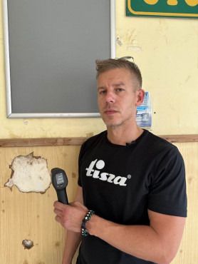 Új rendelet: Magyar Péter ezután csak munkaidőben járhat be a kórházakba