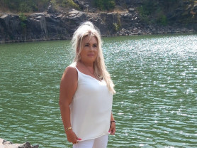 A fideszes polgármester kikapott a választáson, fel is mondta a saját cégével kötött közétkeztetési szerződést 