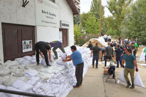 Hosszú lesz az árvíz