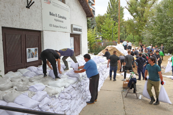 Hosszú lesz az árvíz