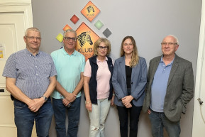 Süllyedő gazdaság, áradó Duna, tetőző támadás