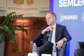 Orbán Balázs: Jó lenne, ha végre vége lenne a háborúnak és a háborúpárti hazudozásnak!