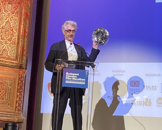 Wim Wenders a Café Péntekben