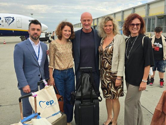 Marco Rossi a Tisza Párt politikusaival készült kép miatt magyarázkodik