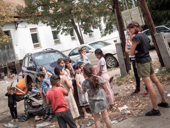 Hangulatkeltés zajlik Vitnyéden – Helsinki Bizottság