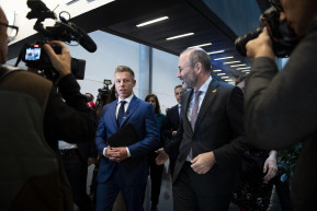 Magyar Péter se barátot, se szoros szövetségest nem lát még maga körül az EP-ben