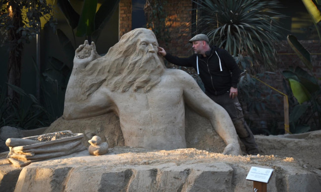 Maradandó életmű mulandó művekből