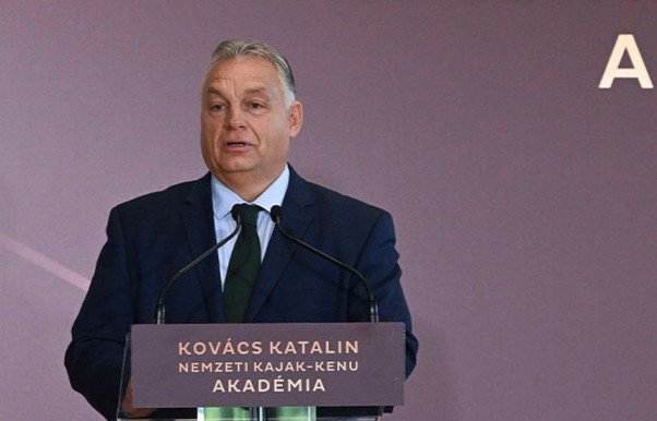 Orbán a végleg elmúlt, de visszavágyott gyerekkorába révedt