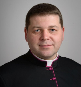 Egyházi szexbotrány: lemondott a püspöki konferencia titkára